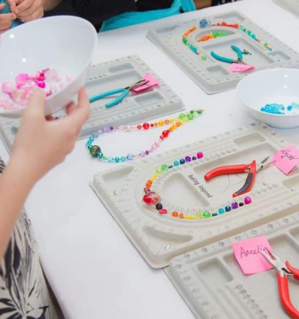 BEADING BLAST PARTY