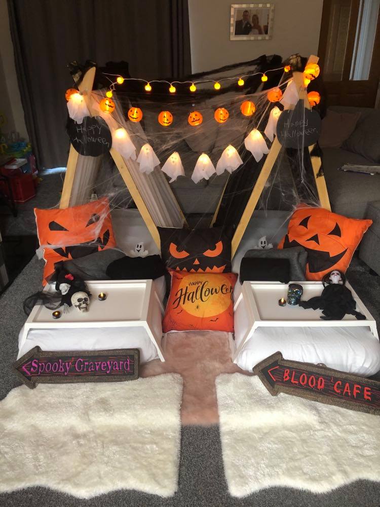 Halloween Teepee's