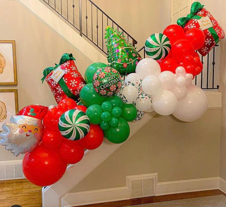 Christmas Balloon Garlands