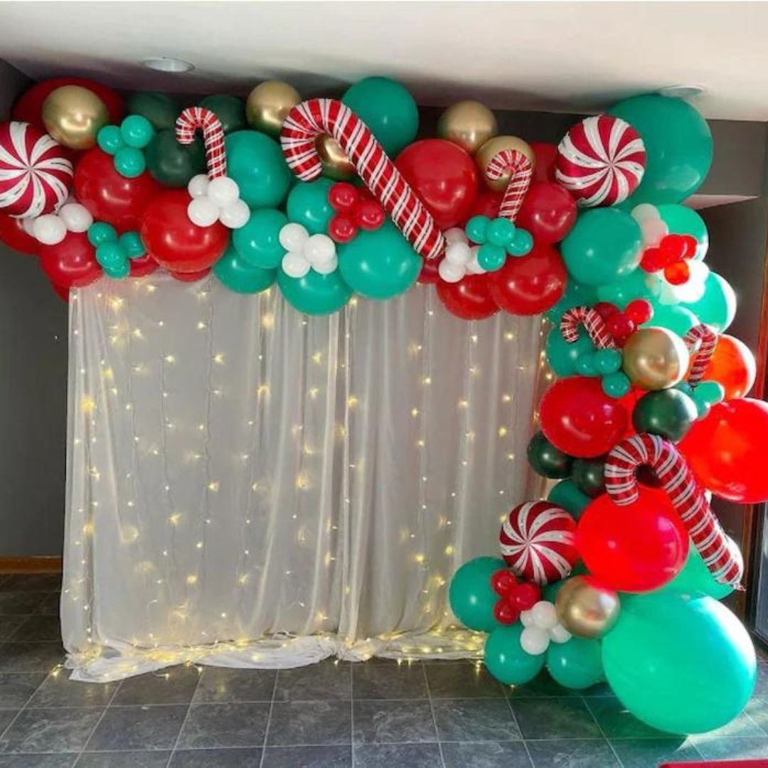 Christmas Balloon Garlands